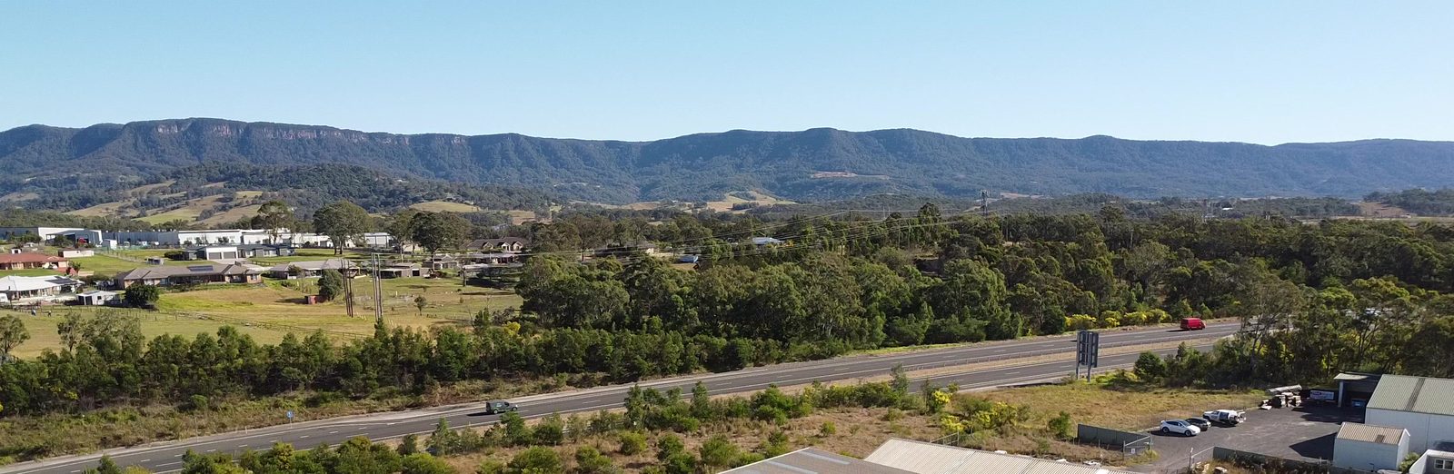 Drone view over the Illawarra escarpment near Yallah